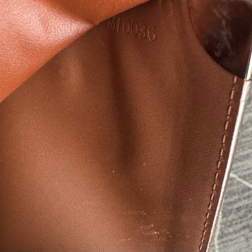 Louis Vuitton Suhali Leather Compact Wallet - Picture 10 of 10